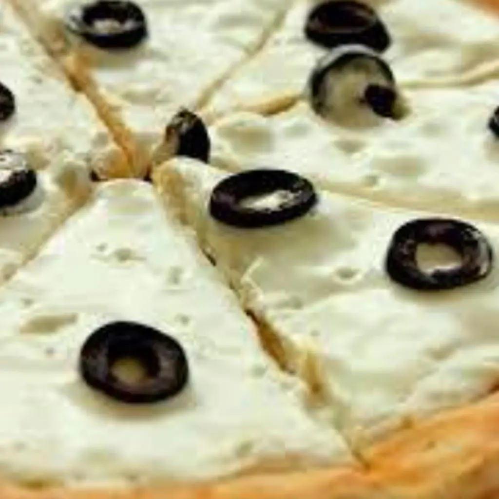 فطيرة لبنة بالزيتون